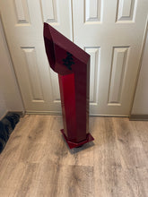 Load image into Gallery viewer, Octagon Cat Stack -8"
